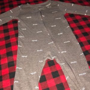 Carter’s 6m mama dada